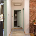 Apartment Stylish 1br With Prime Location And Bold Design *