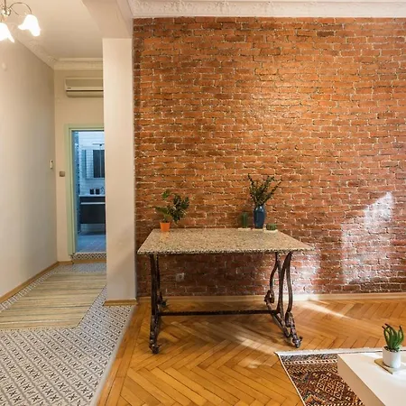 公寓 Stylish 1br With Prime Location And Bold Design 伊斯坦布尔