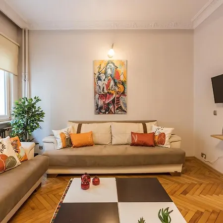 Stylish 1br Near Taksim & Bosphorus W Great Design Apartment *