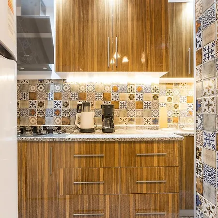 Stylish 1br With Prime Location And Bold Design Apartman Isztambul